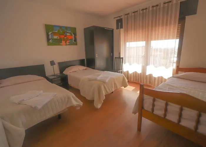 לינה וארוחת בוקר Resedencial Centro 3*