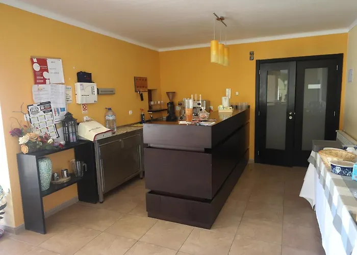 Resedencial Centro לינה וארוחת בוקר 3*